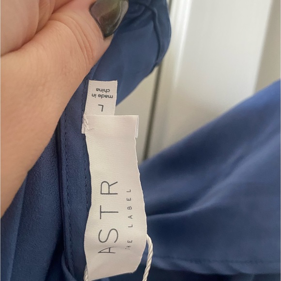 ASTR Gaia midi dress NWT denim color - Picture 4 of 8